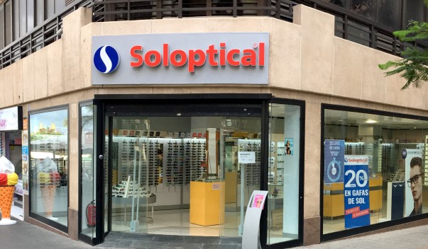 SOLOPTICAL OPTICAL STORE IN MERIDIANO SHOPPING CENTER IN TENERIFE
