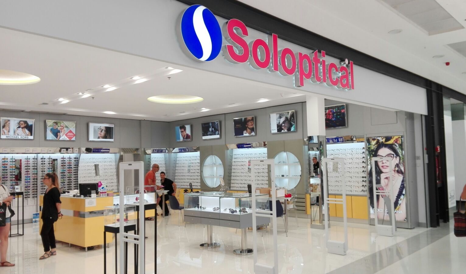 ÓPTICA SOLOPTICAL EN CENTRO COMERCIAL RINCÓN DE LA VICTORIA EN MÁLAGA