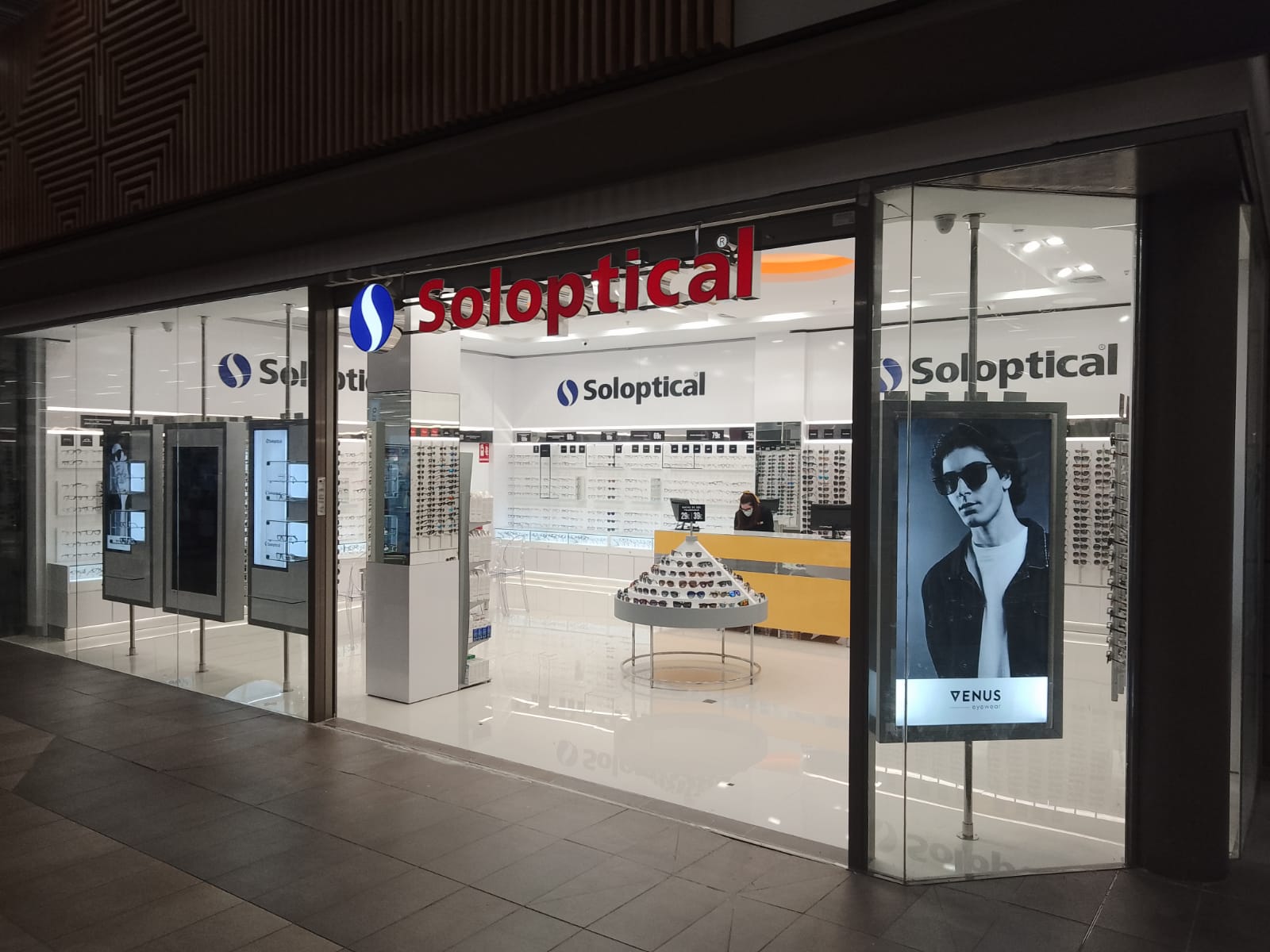 ÓPTICA SOLOPTICAL VILLARREAL EN CENTRO COMERCIAL VILLAREAL