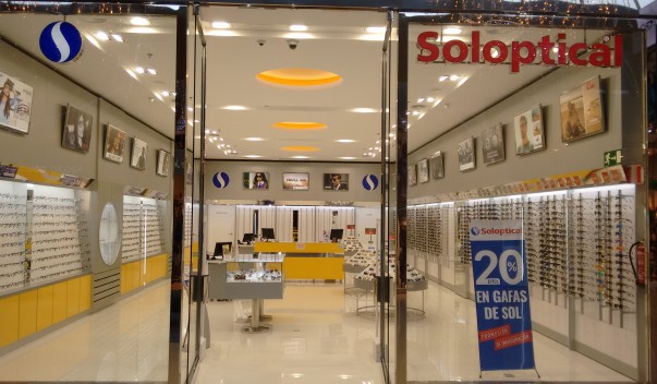 ÓPTICA SOLOPTICAL EN CENTRO COMERCIAL STYLE OUTLETS EN CORUÑA