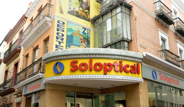 ÓPTICA SOLOPTICAL EN CALLE SIERPES EN SEVILLA